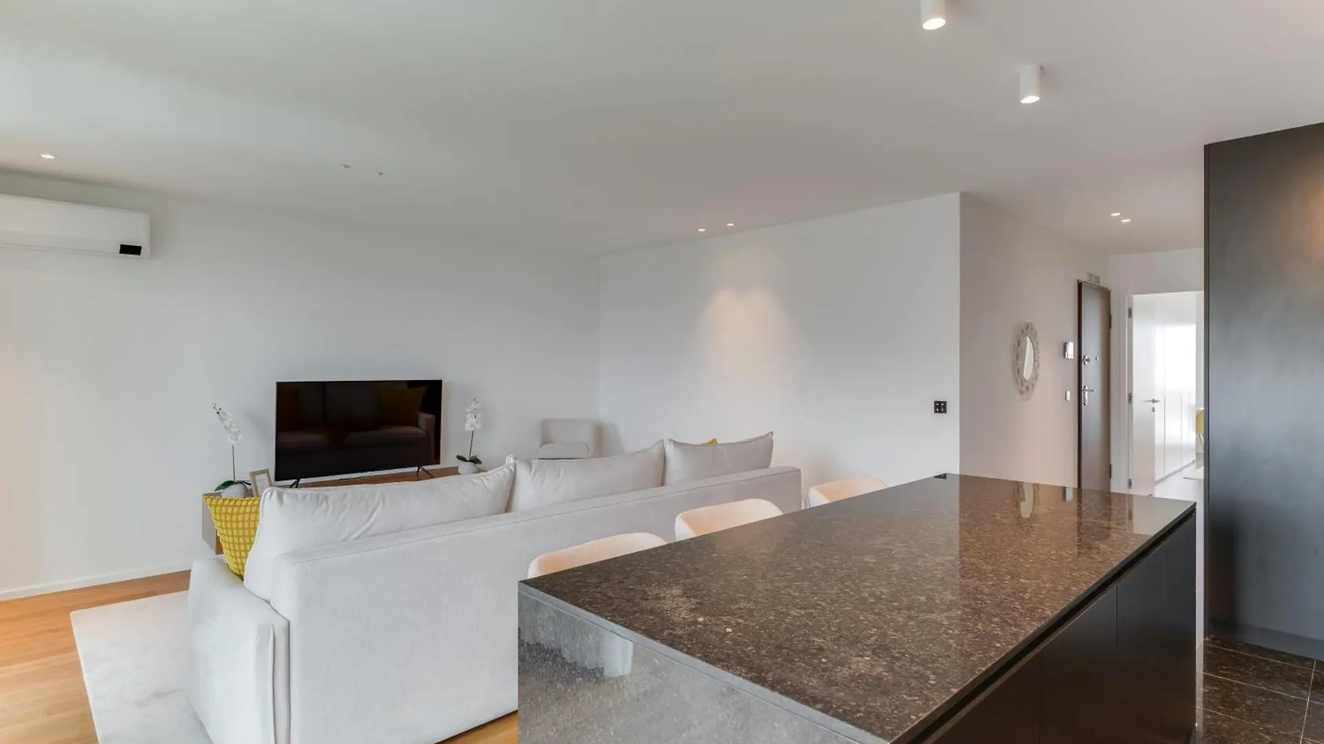 Oceanview Pearl Varino Apartment By Holiday Rental Madeira Funchal
